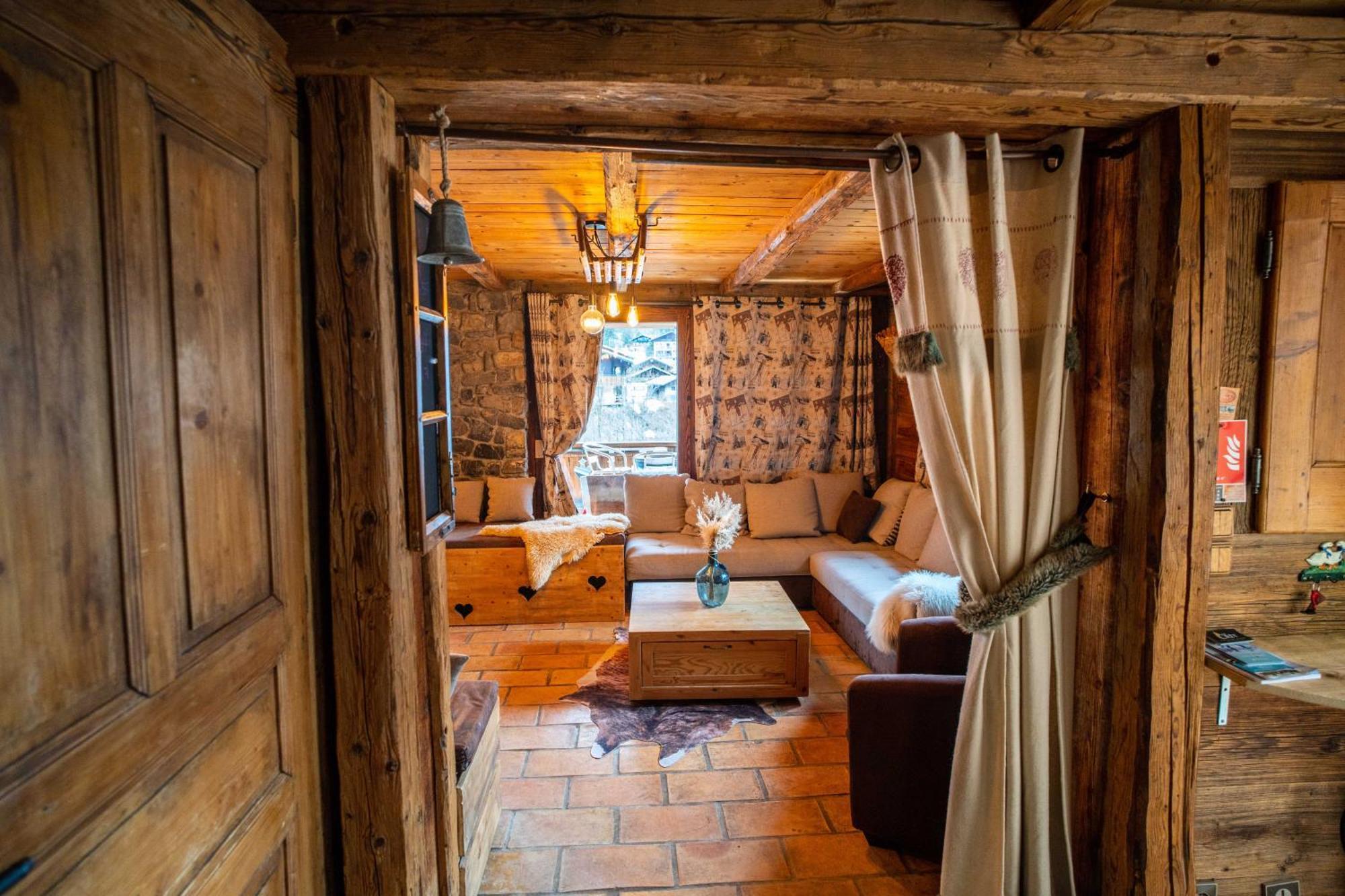 Savoya Lodges Châtel Eksteriør bilde